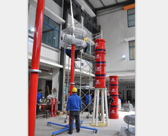 变频串联谐振装置组装现场